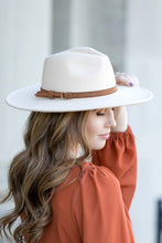 Load image into Gallery viewer, Wide Brim Panama Fedora Hat
