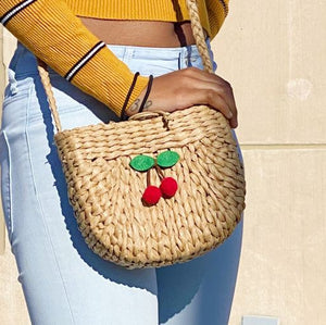 Juicy Bloom Straw Crossbody Bag