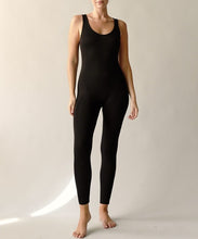 Load image into Gallery viewer, Bamboo yoga jumper
