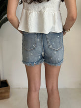 Load image into Gallery viewer, Star denim shorts
